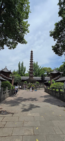 Wenshu Yuan Monastery thumb 4
